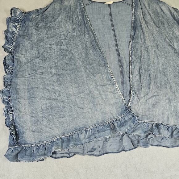 Three Bird Nest Robbie Chambray Ruffle Boho Cottage Prairie Denim Jacket Poncho - Picture 2 of 7